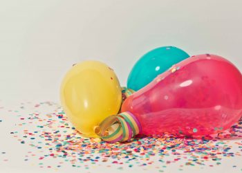 Who Do You Invite To The Pre-Wedding Party?